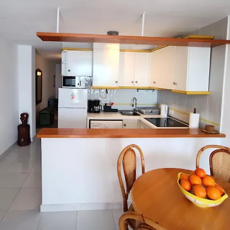 Beachfront Apartment With Sea View Balcony - Torrevieja * Torrevieja